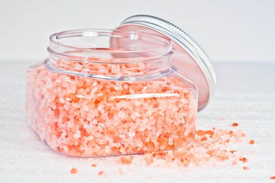How to Make Homemade Bath Salts for Gifts