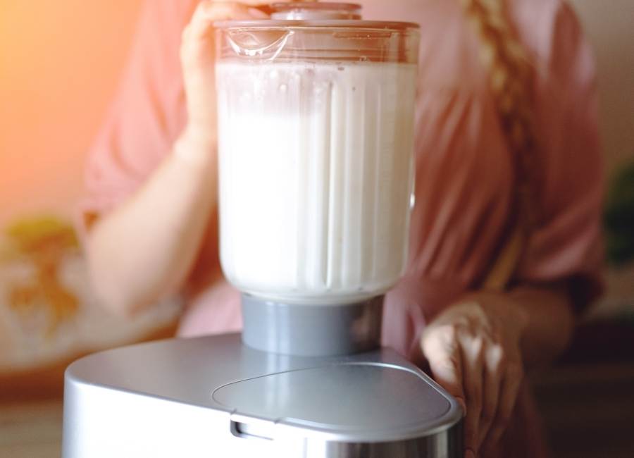 how to make coconut milk