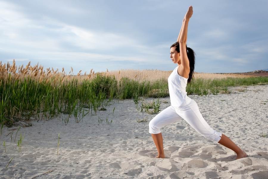 high lunge yoga pose
