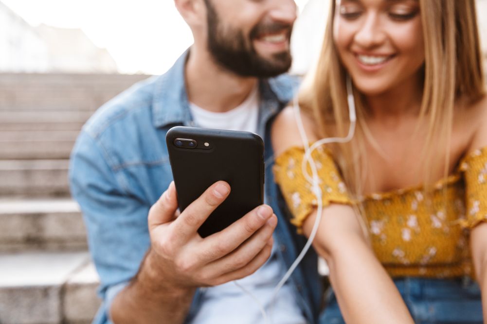 best dating podcasts