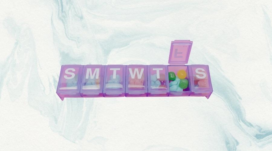 pill organizer