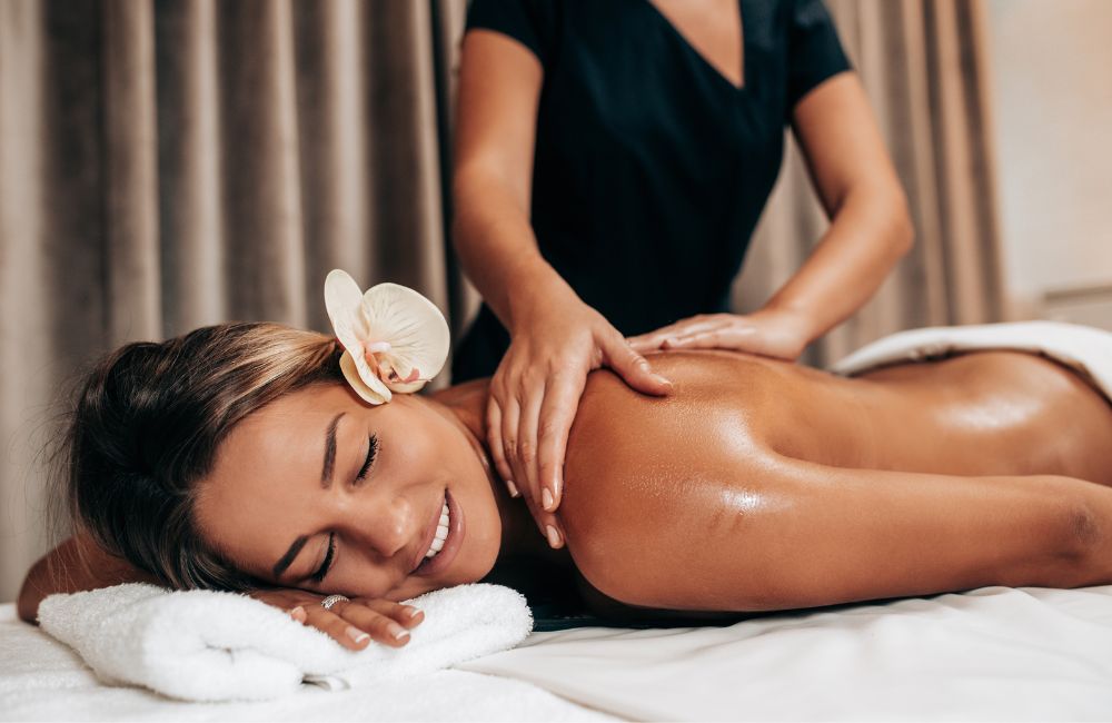Swedish Massage vs Deep Tissue Massage